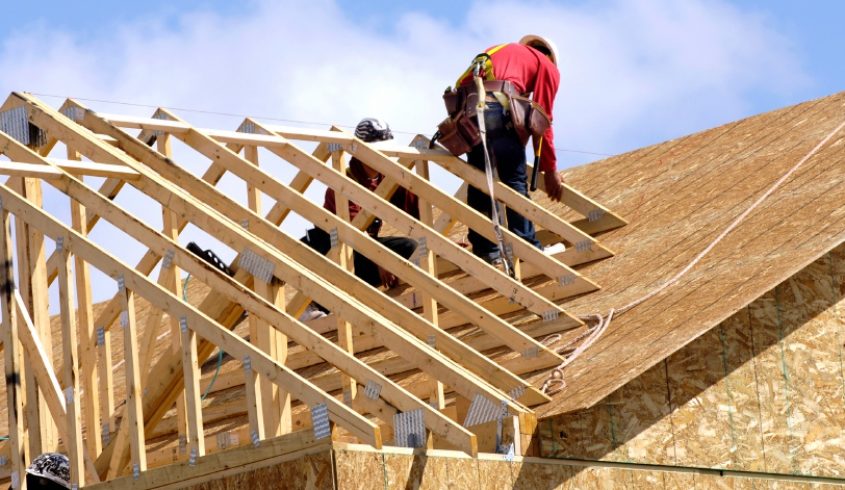 https://lgbuildersinc.com/wp-content/uploads/2018/10/Roofing-Contractors_03.jpg