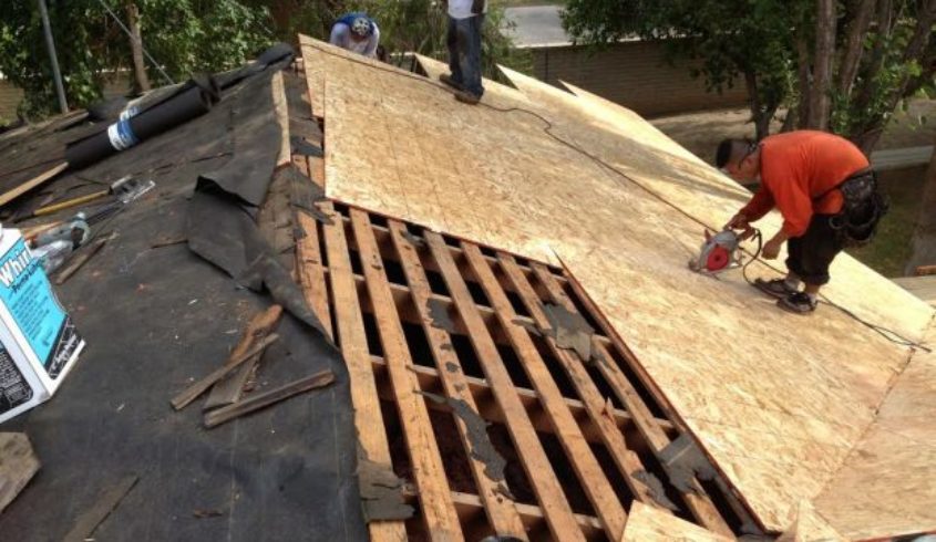 https://lgbuildersinc.com/wp-content/uploads/2018/10/Roofing-Contractors_6.jpg