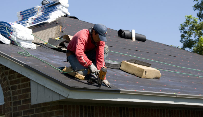 https://lgbuildersinc.com/wp-content/uploads/2018/10/Roofing-Contractors_7.jpg
